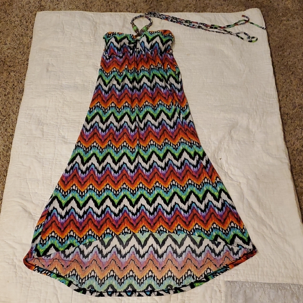 Colorful Zigzag Maxi Dress Ties around neck Padded neck jewels sz m